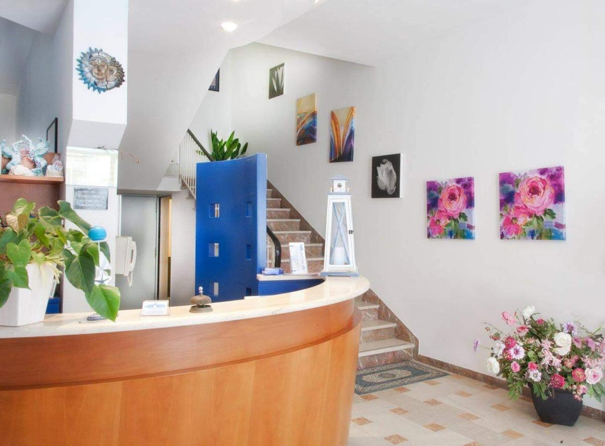 Arix Hotel Rimini Exterior foto
